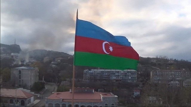 azerbaycanin-isgalden-kurtardigi-susada-28-yil-sonra-ezan-okundu