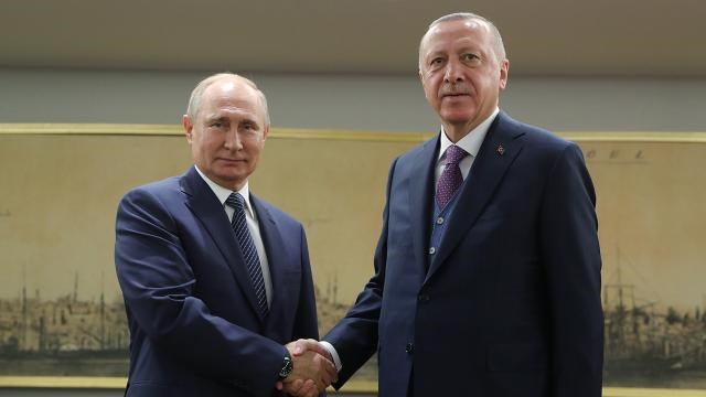 cumhurbaskani-erdogan-putin-ile-gorustu