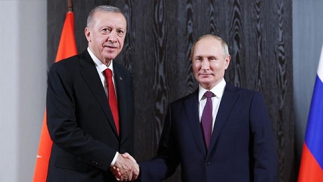 cumhurbaskani-erdogan-rusya-devlet-baskani-putin-ile-telefonla-gorustu