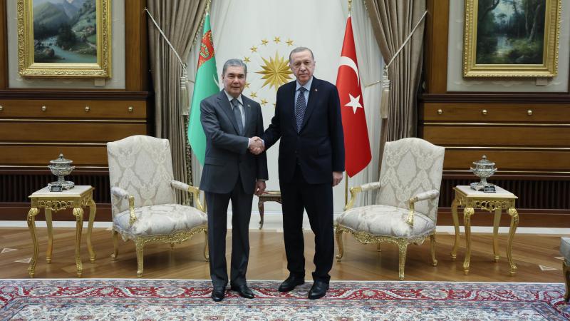 cumhurbaskani-erdogan-turkmenistan-milli-lideri-ve-halk-maslahati-baskani-berdi