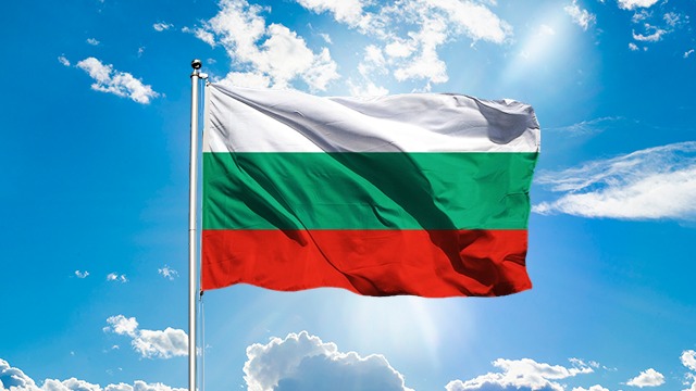 bulgaristanda-yeni-kabine-taslagi-cumhurbaskani-radeve-sunuldu