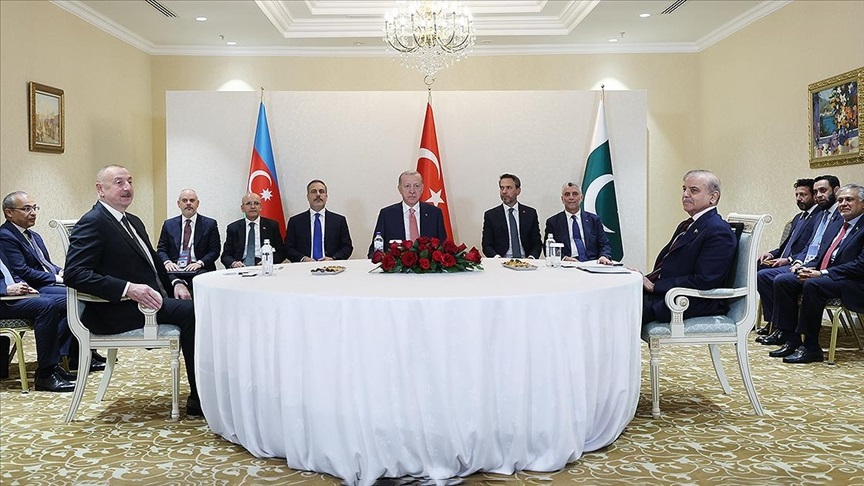 cumhurbaskani-erdogan-azerbaycan-cumhurbaskani-aliyev-ve-pakistan-basbakani-ser