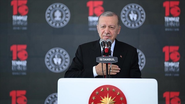 cumhurbaskani-erdogan-milletimizin-tanklara-ve-silahlara-karsi-verdigi-destans