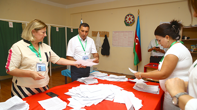 azerbaycandaki-milli-meclis-secimlerinde-resmi-olmayan-ilk-sonuclar-aciklandi