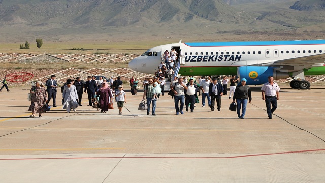 ozbekistanli-turistlerin-bu-yil-en-cok-ziyaret-ettigi-ulke-kirgizistan-oldu