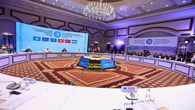 astana-hoca-ahmet-yesevi-ve-onun-mirasi-uluslararasi-konferansa-ev-sahipligi