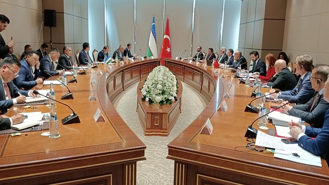 turkiye-ozbekistan-kultur-karma-komisyon-ilk-toplantisi-semerkantta-yapildi