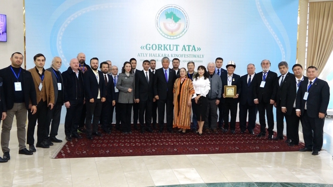 turkmenistanda-turk-dunyasi-sinema-zirvesi-duzenlendi