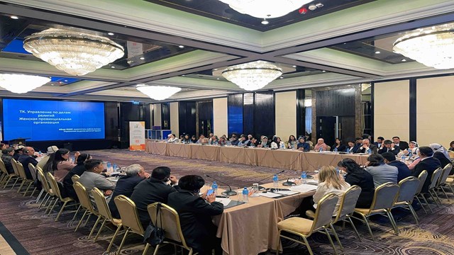 kirgizistanda-dini-topluluklarda-kadinin-rolu-kirgizistan-ve-turkiye-tecrubes