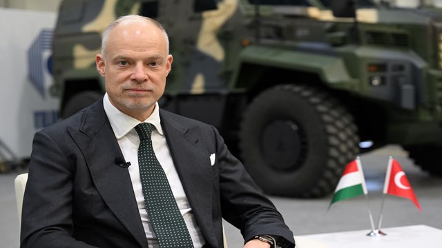 macaristan-savunma-bakani-turkiyenin-ab-icin-anahtar-ve-vazgecilmez-ortak-oldu