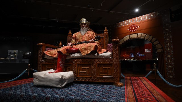 millet-kutuphanesinde-anadolu-selcuklu-sergisi-acildi