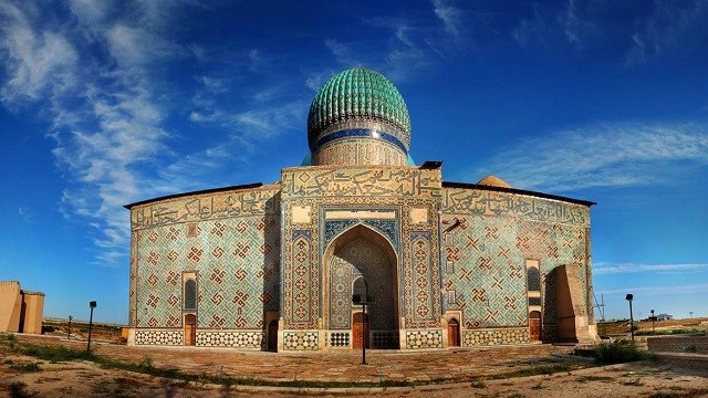 kazakistan-da-tu-rkistan-s-ehrinin-o-zel-statu-su-ne-ilis-kin-yasa-yu-ru-rlu-g-e