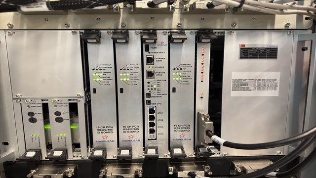 havelsan-gemi-veri-dagitim-sistemindeki-elektronik-kartlari-da-millilestirdi