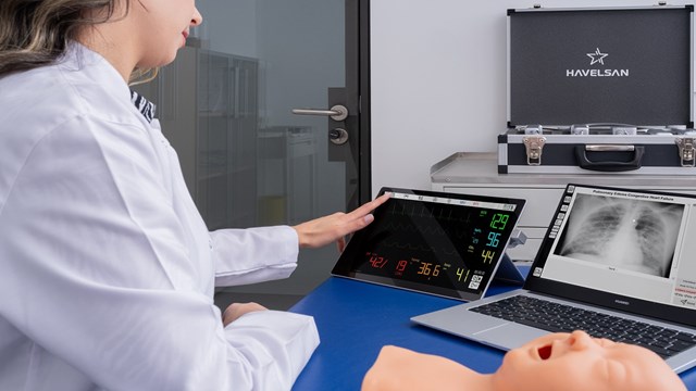 havelsandan-tibbi-egitim-simulatoru-simclever