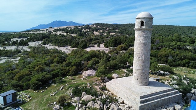yeniden-ayaga-kaldirilan-patara-deniz-feneri-cevre-duzenlemesinin-ardindan-ziya