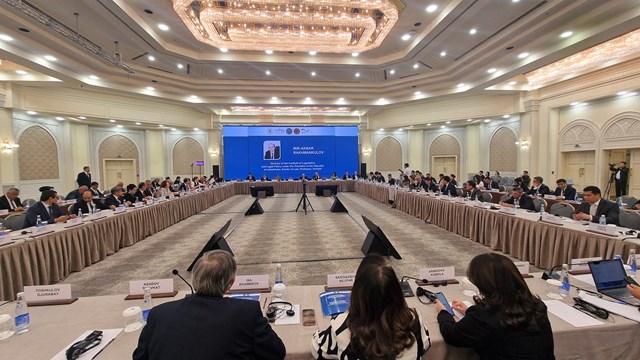 ozbekistanda-yerel-meclislerin-iyilestirilmesi-konferansi-yapildi