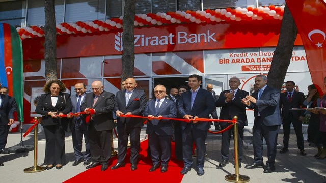 ziraat-bank-azerbaycan-11-subesini-acti