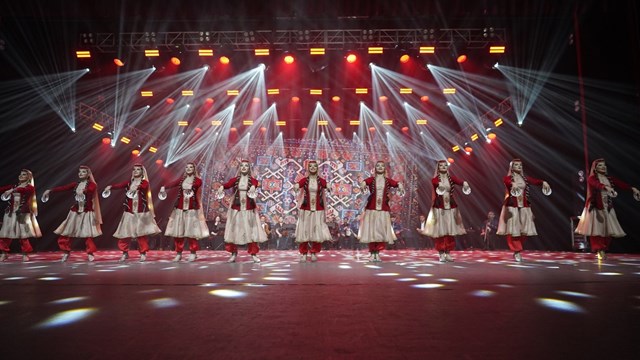 kirgizistanda-azerbaycan-kultur-gunleri-basladi