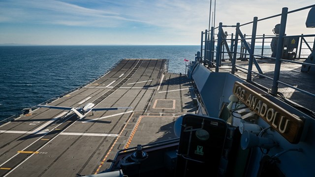 bayraktar-tb3-sihadan-tcg-anadoluya-basarili-4-sorti