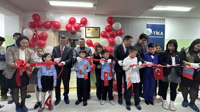 tika-dan-mogolistan-daki-isitme-engelli-cocuklara-anlamli-destek