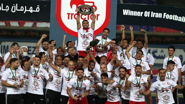 tebriz-traktor-iran-super-liginde-sampiyonlugunu-ilan-etti