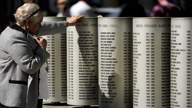 bosna-hersekteki-savasta-baskent-saraybosnada-oldurulen-1601-cocuk-anildi