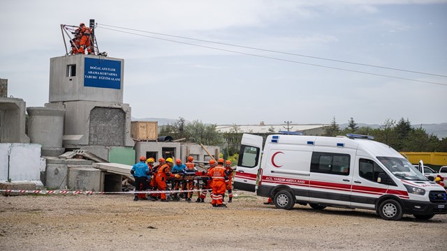 kktc-ve-turkiyeden-ortak-deprem-tatbikati