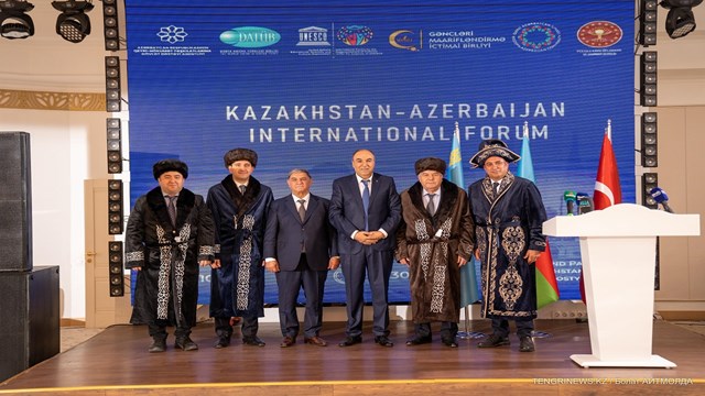 kazakistanda-kazakistan-azerbaycan-uluslararasi-forumu-duzenlendi