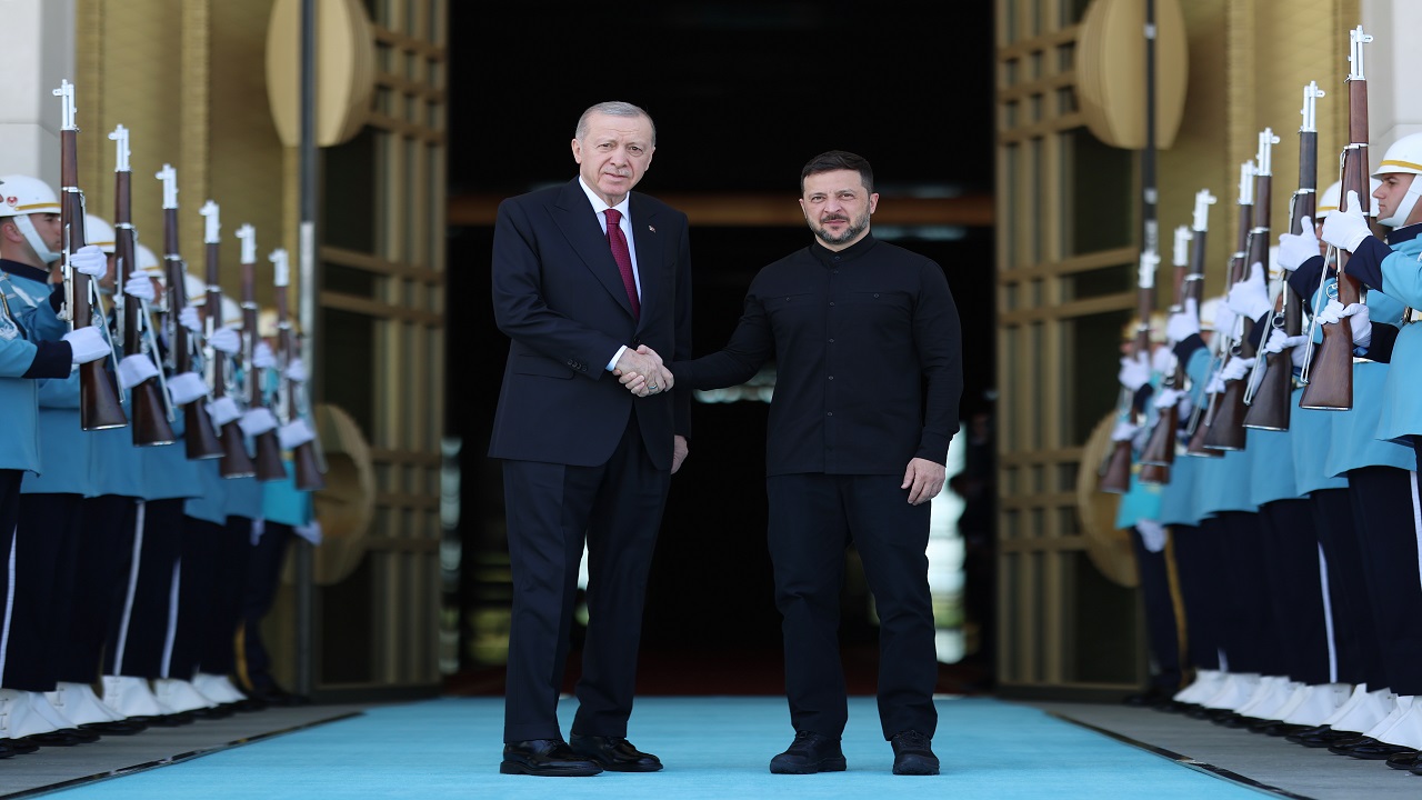 cumhurbaskani-erdogan-ukrayna-devlet-baskani-zelenski-ile-gorusuyor