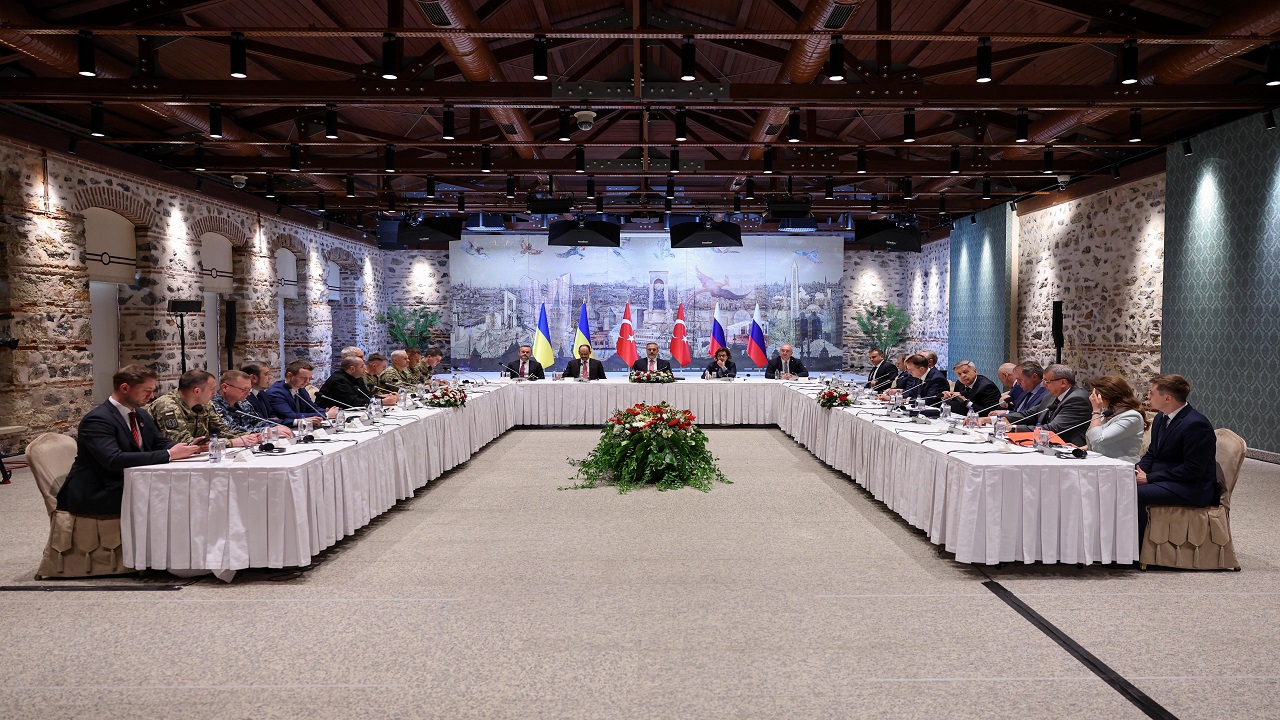 istanbuldaki-baris-gorusmeleri-basladi