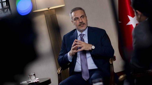 bakan-fidan-kalici-baris-icin-her-turlu-cabayi-sergilemeye-devam-edecegiz