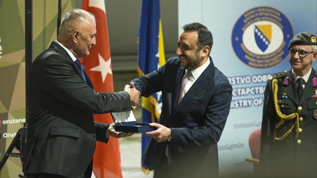 turkiyeden-bosna-hersekin-hava-savunmasina-destek