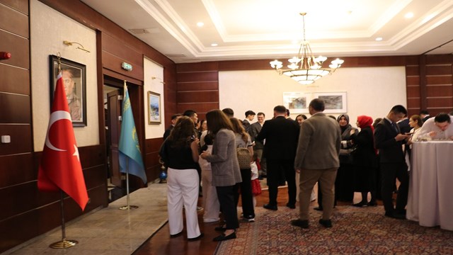 kazakistanda-19-mayis-ataturku-anma-genclik-ve-spor-bayrami-kutlandi