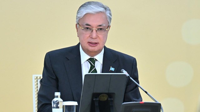 tokayev-mevcut-zor-jeosiyasi-durumda-teskilat-cercevesindeki-isbirliginin-anlam