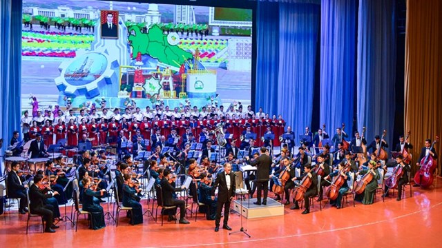 turkmenistanda-uluslararasi-dunya-muzigi-festivali-duzenlendi