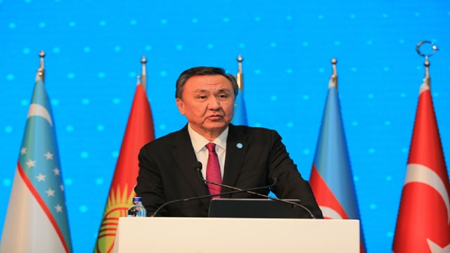 tdt-genel-sekreteri-omuraliyev-gayriresmi-zirvenin-macaristanin-rolunu-artird