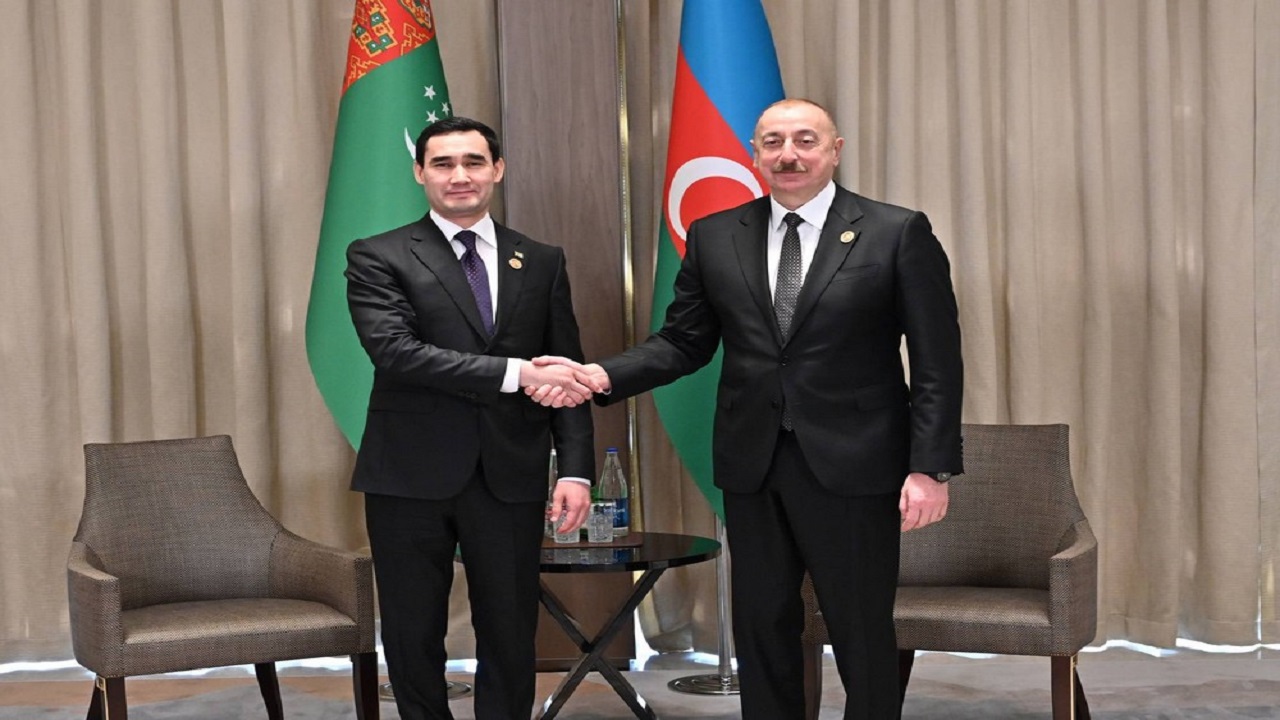 berdimuhamedov-azerbaycanin-bagimsizlik-gununu-kutladi