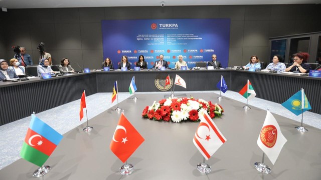 turkpa-birinci-turk-kadin-parlamenterler-zirvesi-kktcde-yapildi