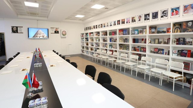 gazi-universitesinde-azerbaycan-turkcesi-kursu-acildi