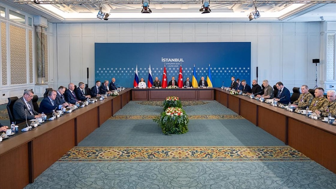 turkiye-rusya-ukrayna-uclu-toplantisi-istanbulda-yapildi