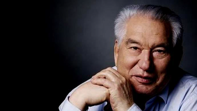 kirgiz-yazar-cengiz-aytmatov-vefatinin-17nci-yili