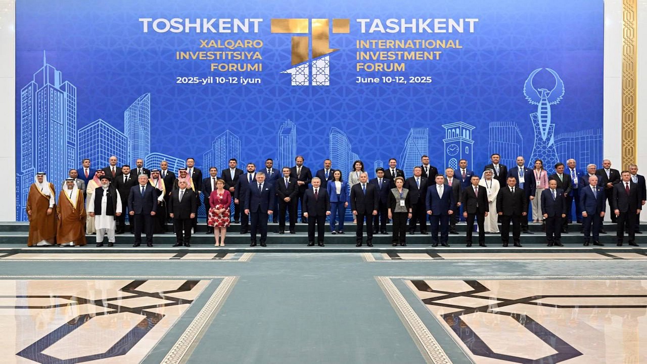 ozbekistanda-taskent-uluslararasi-yatirim-forumu-basladi