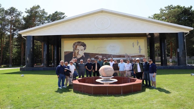 ruh-ordo-kultur-merkezine-anlamli-ziyaret