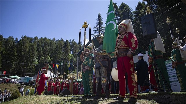bosna-hersekteki-515inci-ayvaz-dede-senlikleri-sona-erdi