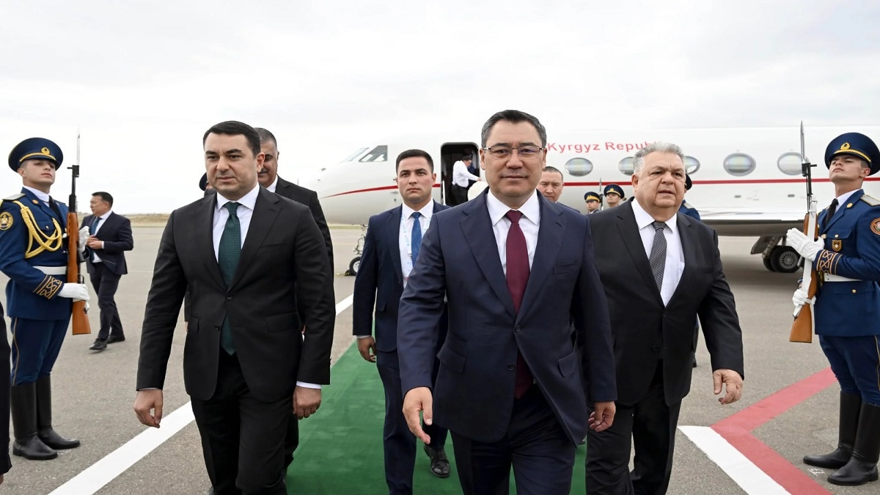 kirgizistan-cumhurbaskani-caparov-azerbaycanda