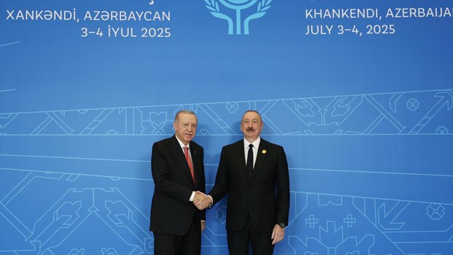 ekonomik-isbirligi-teskilati-17-zirvesi-azerbaycanda-basladi