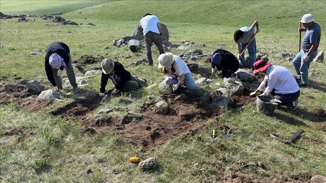 turk-ve-mogol-konargocer-toplumlarin-kurganlari-gun-yuzune-cikariliyor