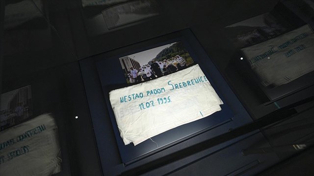 srebrenitsadaki-katliamin-tanigi-akumulator-fabrikasina-turkiye-nin-destegiyle