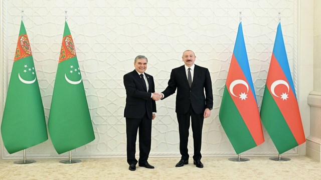 azerbaycan-cumhurbaskani-aliyev-turkmenistan-milli-lideri-berdimuhammedov-ile-g