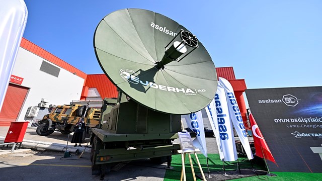 aselsan-idef-2025te-celik-kubbeye-dahil-olan-yeni-sistemleri-tanitti